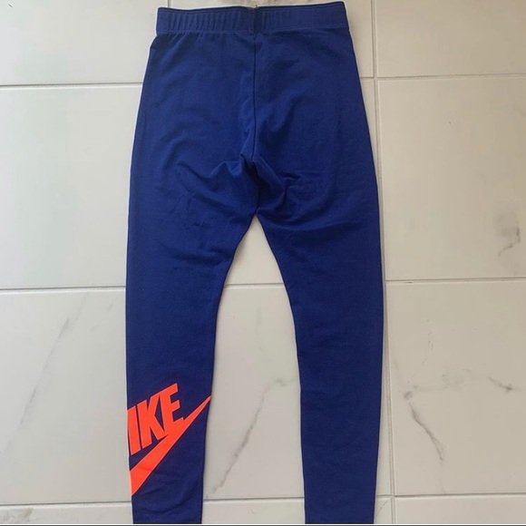 Nike Blue Logo Workout Leggings - Picture 3 of 4